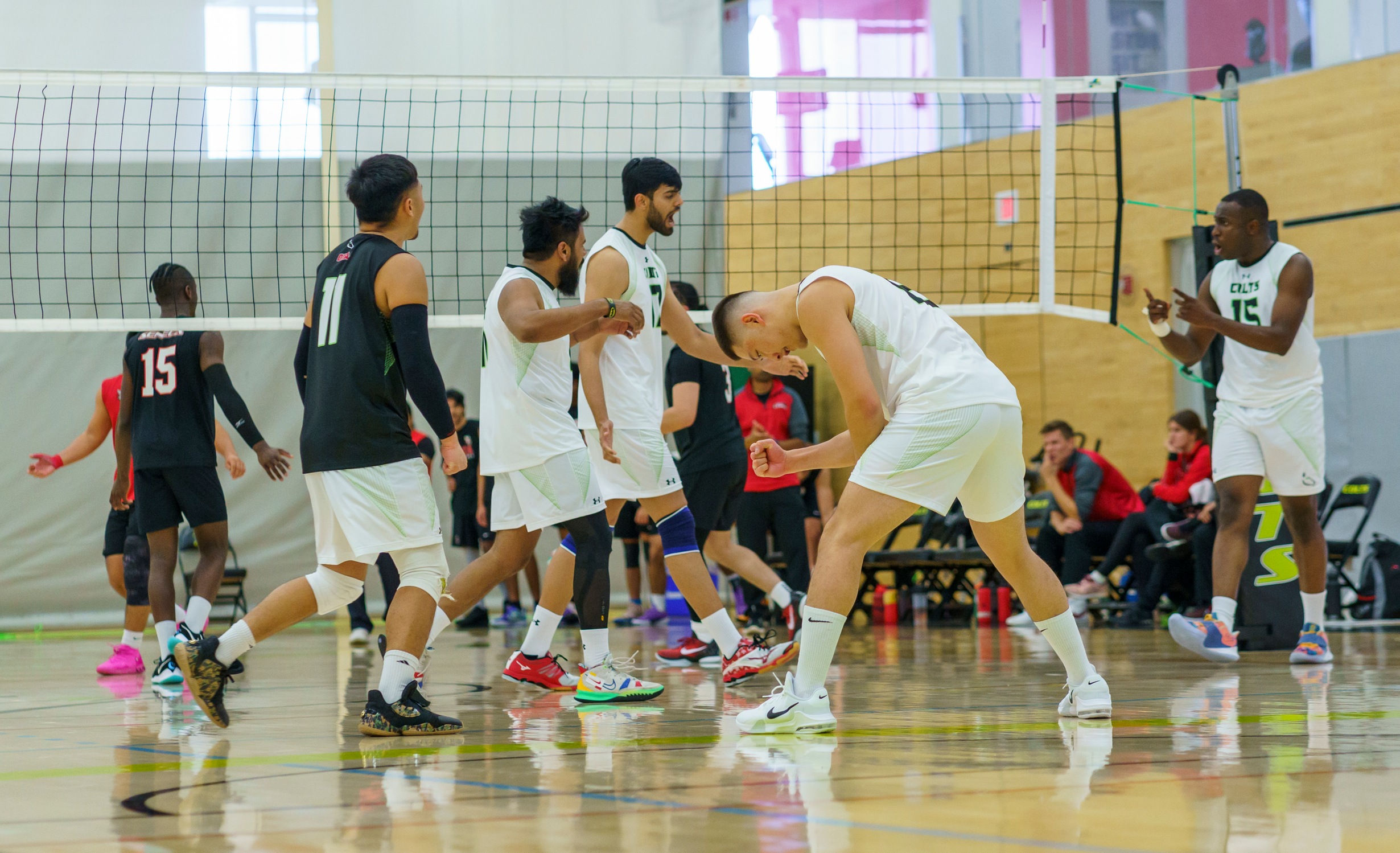 Colts and Huskies Battle to Break Deadlock in Standings