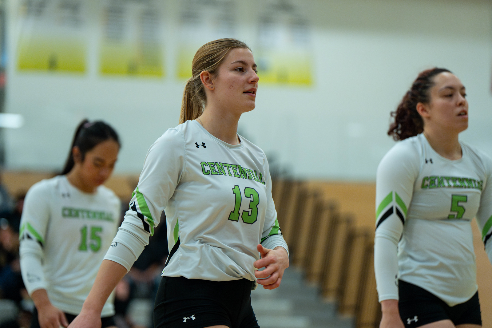 Colts, Wolves Battle for 4th